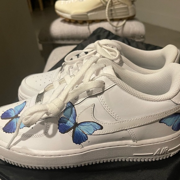 Custom Nike uptown with butterflies NWOT No Box - Picture 10 of 10